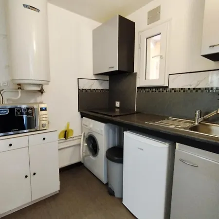 شقة Confortable T2 Avec Parking Privatif Et Loggia - 4 Personnes - Fr-1-795-24 *