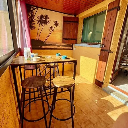 Appartamento Confortable T2 Avec Parking Privatif Et Loggia - 4 Personnes - Fr-1-795-24 Fleury (Aude)